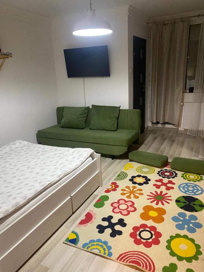Central -Vitan -Auchan Bukarest Kültér fotó